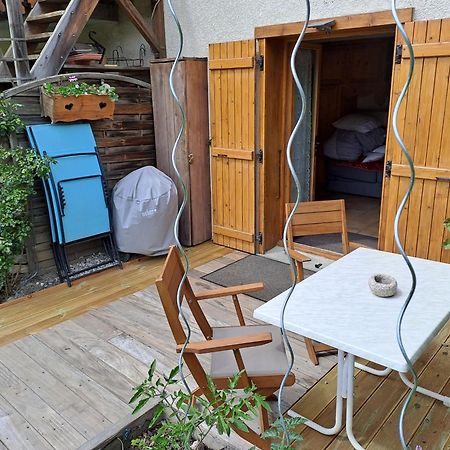 A4 Km De Megeve Tres Joli Studio Avec Jacuzzi ,Vue Sur Les Montagnes Au Calme Praz-sur-Arly Pokój zdjęcie